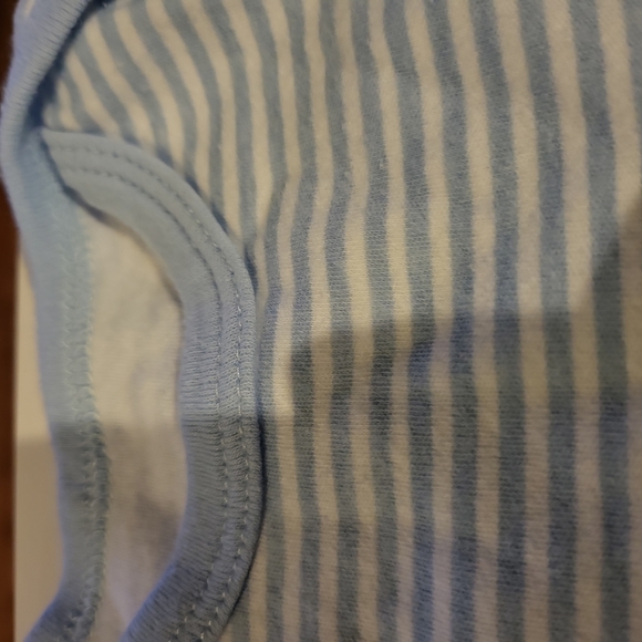 𝅺3 Pieces Shirt Onesies Bodysuit CK and No Brand - Picture 4 of 4